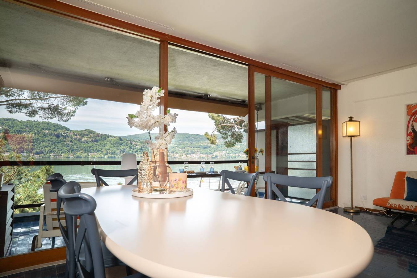 Appartamento intero, Lido di Angera: sul lago con piscina - Henriette Apt Terrazza, Accesso al lago in Angera, Comune di Angera