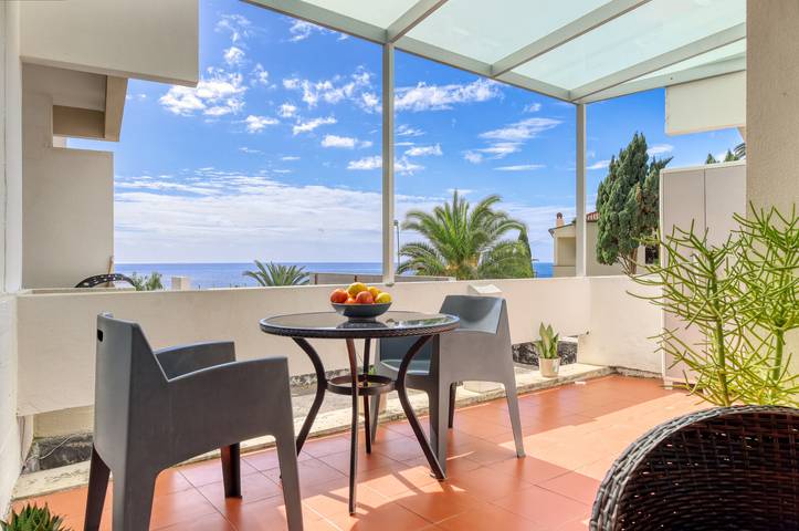 Studio dla 2 osób, z Widok na ocean i Taras w Funchal