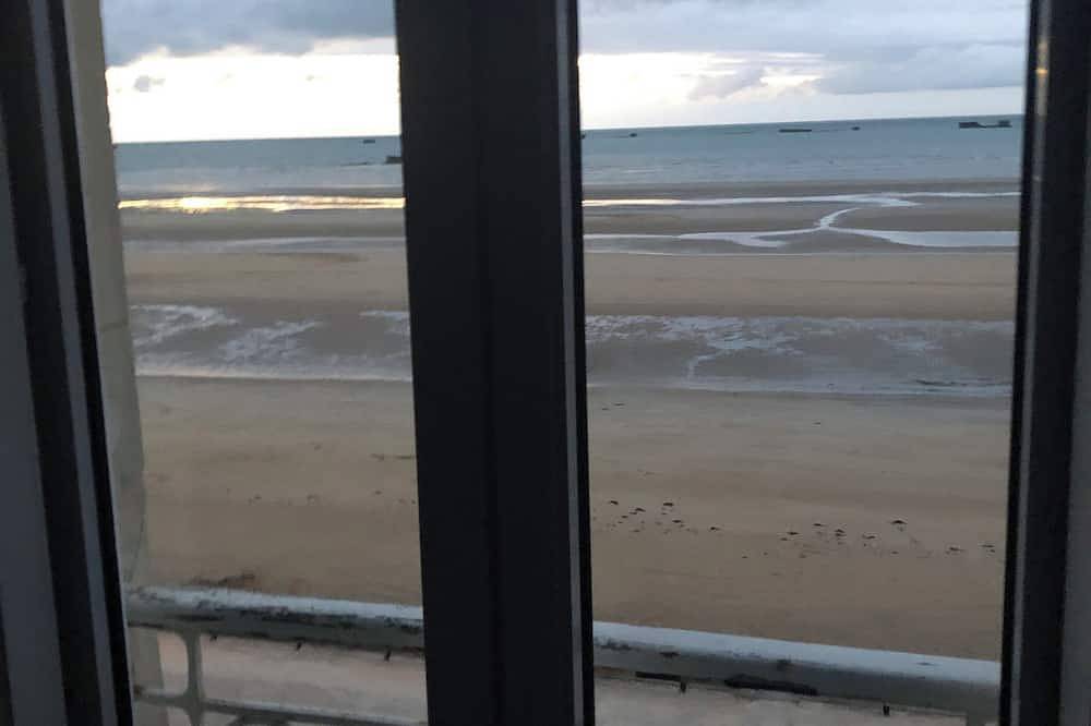 Entire apartment, L'Horizon Bleu (Blue Horizon), sea front in Asnelles, Côte de Nacre