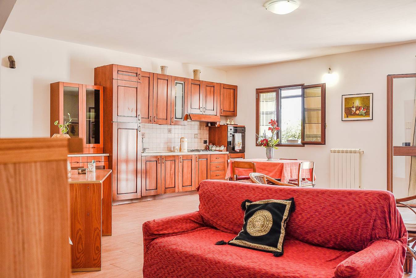 Entire apartment, Apartment 'Villa Sovareto' with Sea View, Shared Garden and Wi-Fi in Sciacca, Agrigento Province