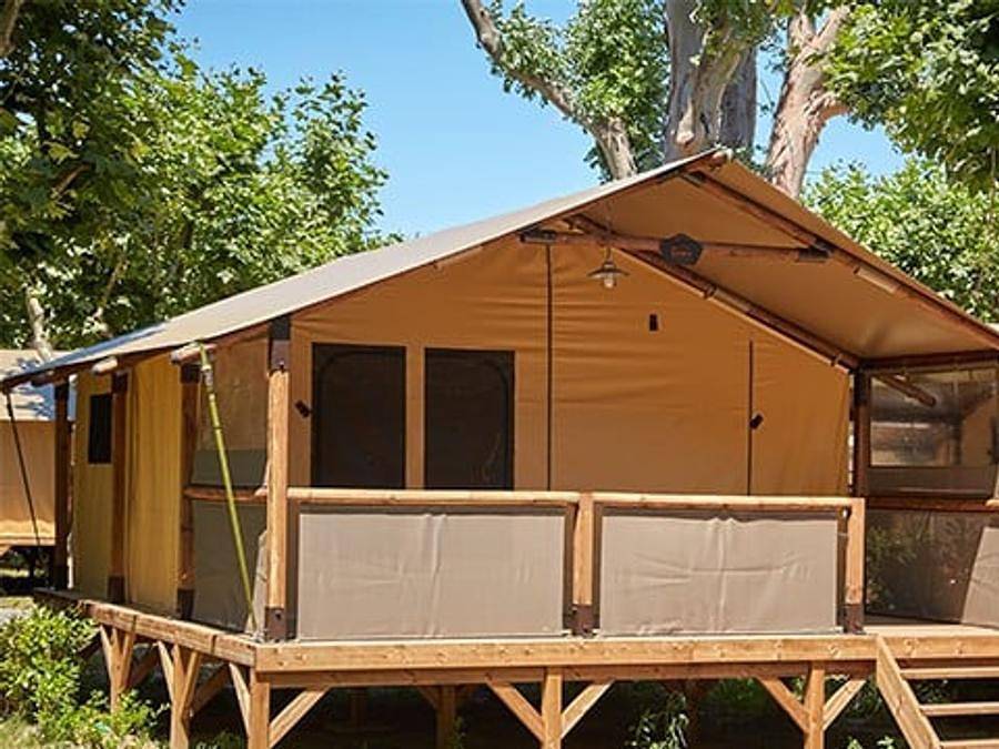 Camping La Plage d'Argens - Tenda 5 persone - Tenda Super Lodge | 2 Camere da letto | 4/5 Persone | Senza bagno in Frejus, Draguignan e dintorni