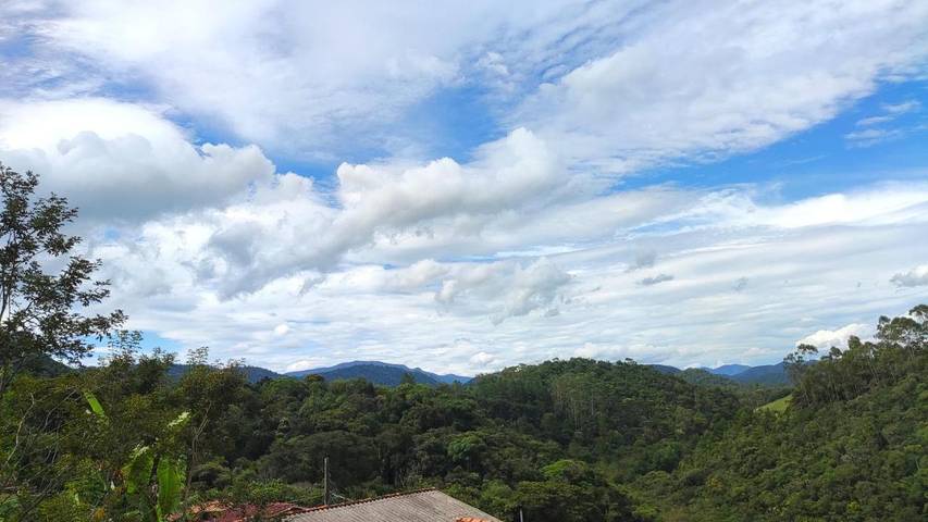 Gîte pour 2 personnes, avec vue ainsi que jardin et terrasse à Resende (Brasil) - 3
