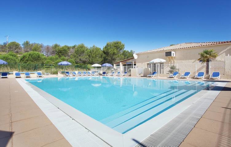 Shangri-La 3p 5/6p in Carnoux-en-Provence, Mittelmeerküste (Frankreich)