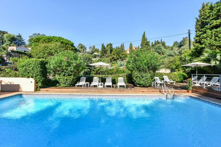 Gîte pour 7 personnes, avec piscine et jardin dans Cannes La Bocca - 4