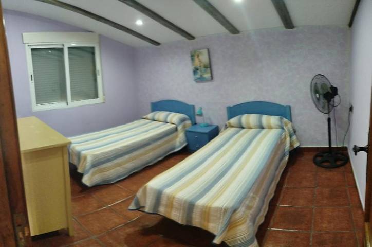Casa rural para 12 personas, con Balcón y Jacuzzi además de Terraza y Jardín en Librilla - 4