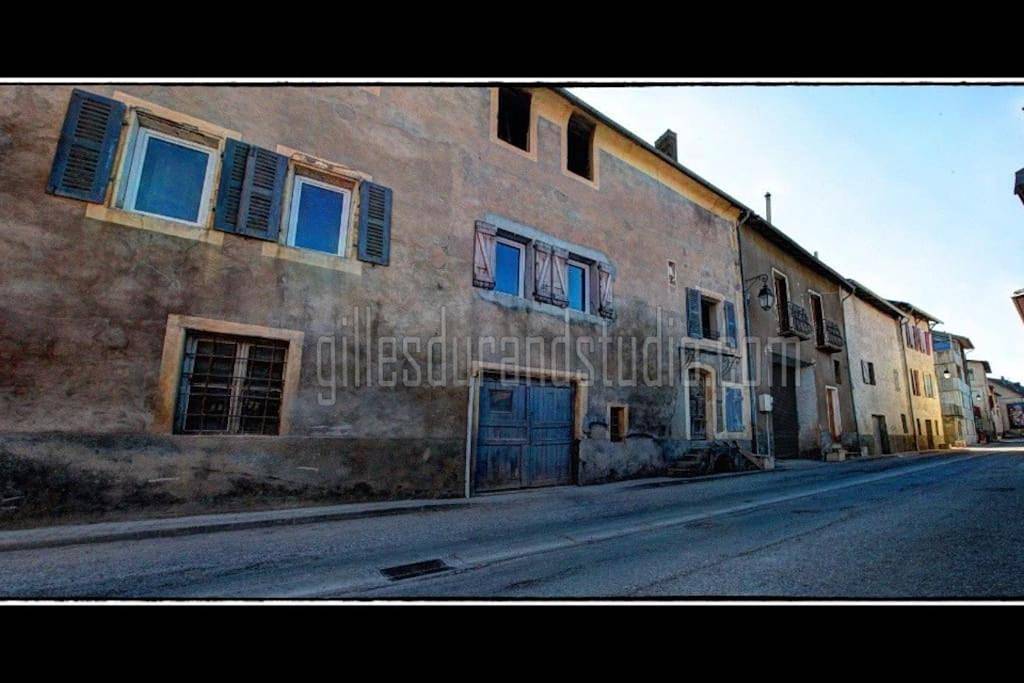 Three-Bedroom House in La Bréole, Région de Barcelonnette