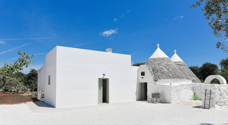 Villa 'Trullo Cimì Mediterranea Relais' with Private Pool, Wi-Fi and Air Conditioning in Francavilla Fontana, Salento