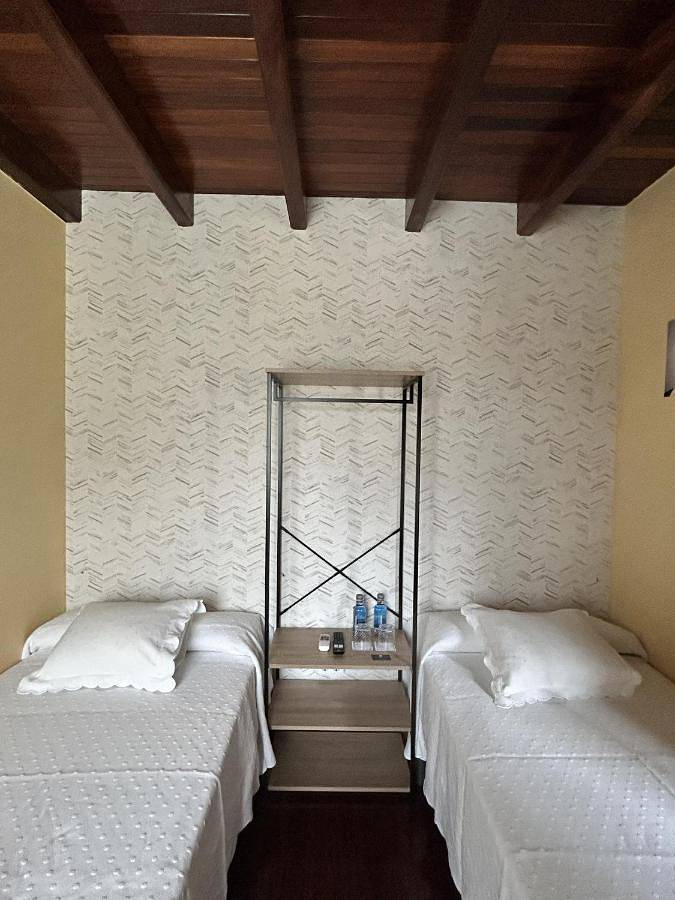 Maison de campagne pour 2 personnes, avec terrasse ainsi que jardin et vue, animaux acceptés à Ames - 4