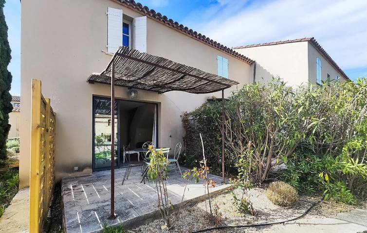 Location de vacances pour 2 personnes, avec Terrasse et Jardin à Saint-Laurent-de-la-Cabrerisse