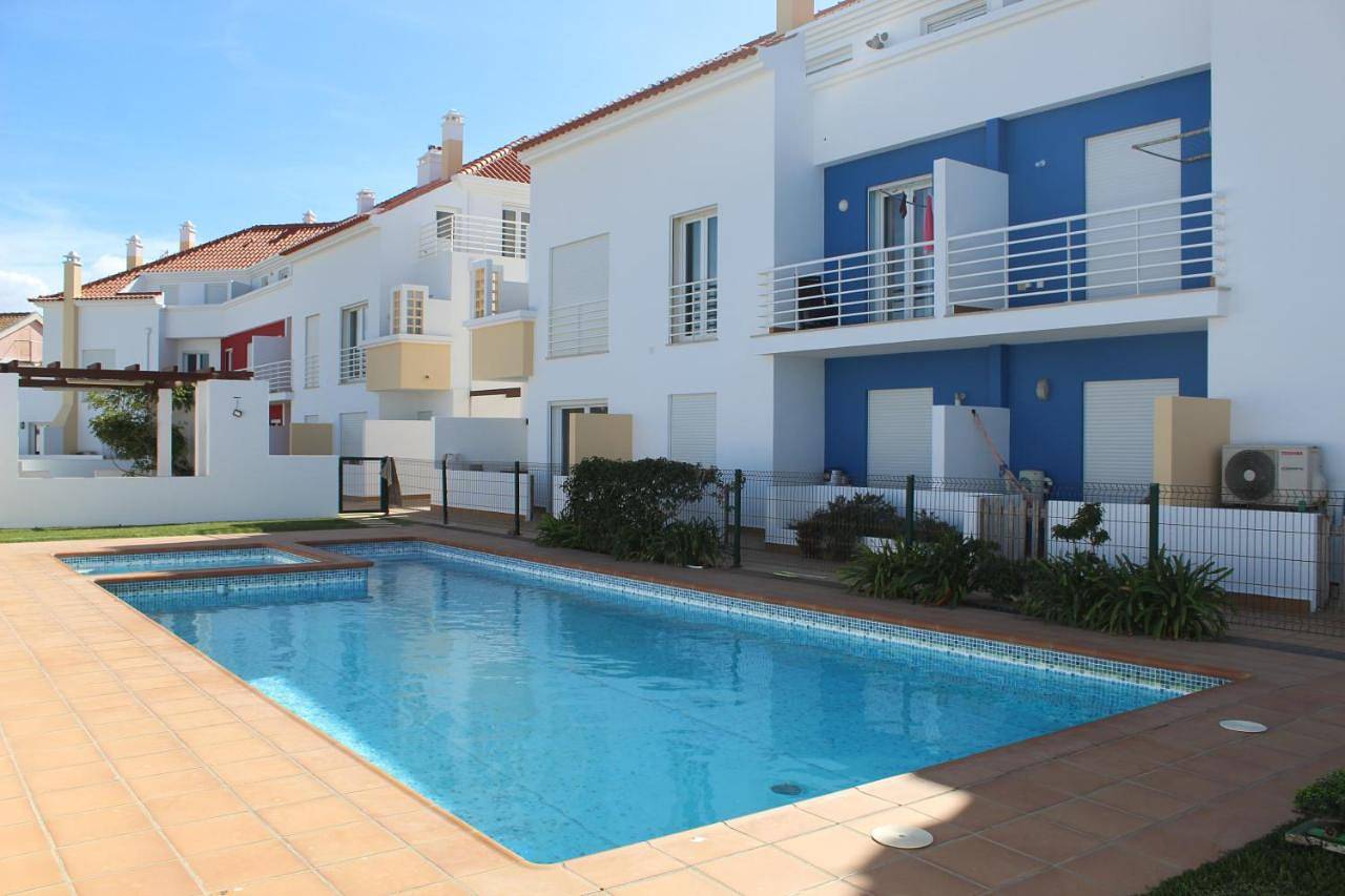 Apartamento inteiro, Two-Bedroom Apartment in Baleal, Leiria distrito