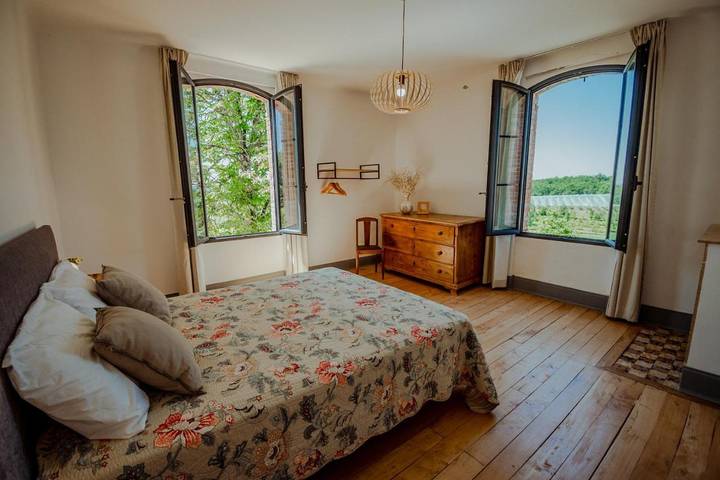 Location de vacances pour 12 personnes, avec jardin et vue, animaux acceptés à Cazes-Mondenard - 3