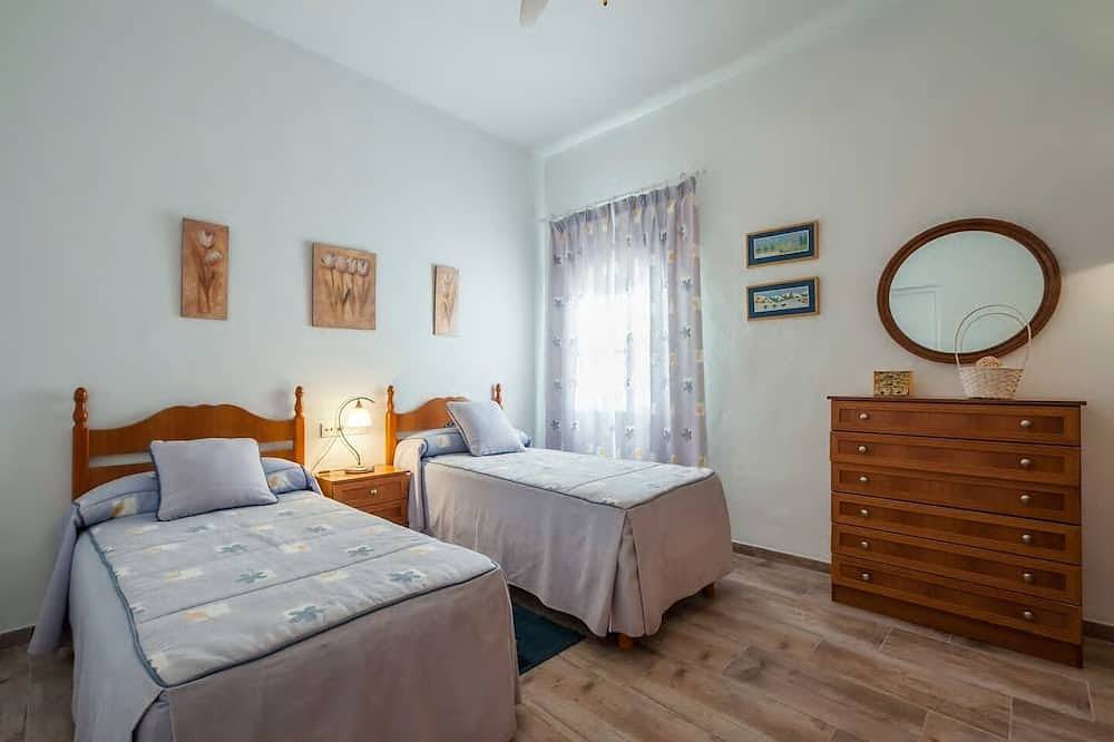 Villa del Manzano, villa completa com piscina, apenas a 15 minutos de Sevilha in Villanueva del Ariscal, Sevilha Província