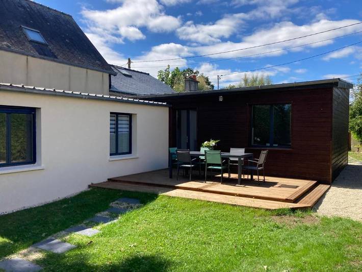 Location de vacances pour 5 personnes, avec vue ainsi que jardin et vue sur le lac à Hédé-Bazouges - 4