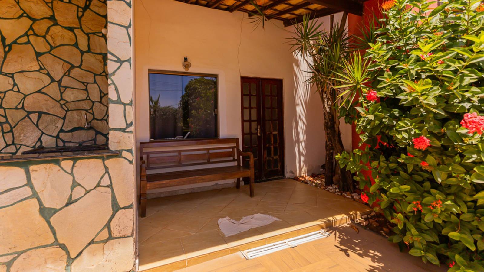 Casa com Hidro, Piscina e Churrasqueira - Jacuípe in Camaçari, Linha Verde