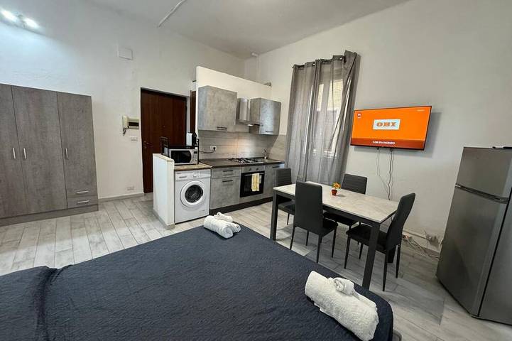 Entire apartment, Civic 10 Ii Spacious studio apartment with terrace above at Sassari Center in Sassari, Sassari Province