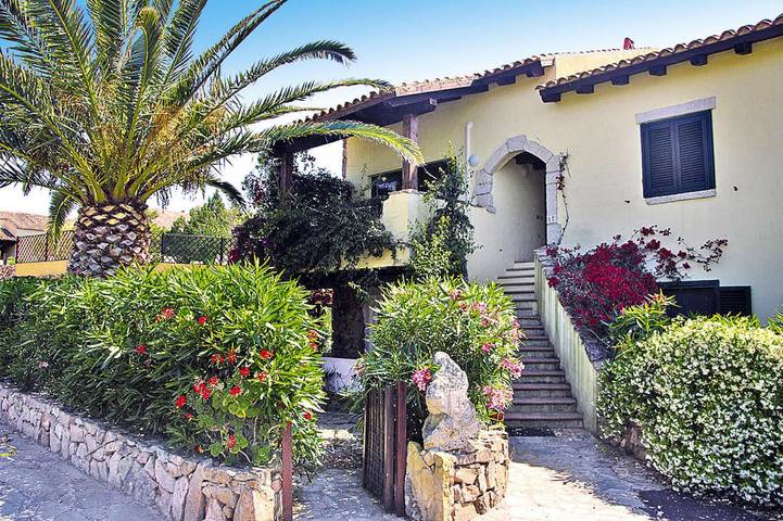 Gîte pour 2 personnes, avec Jardin et Piscine à Porto Rotondo - 3