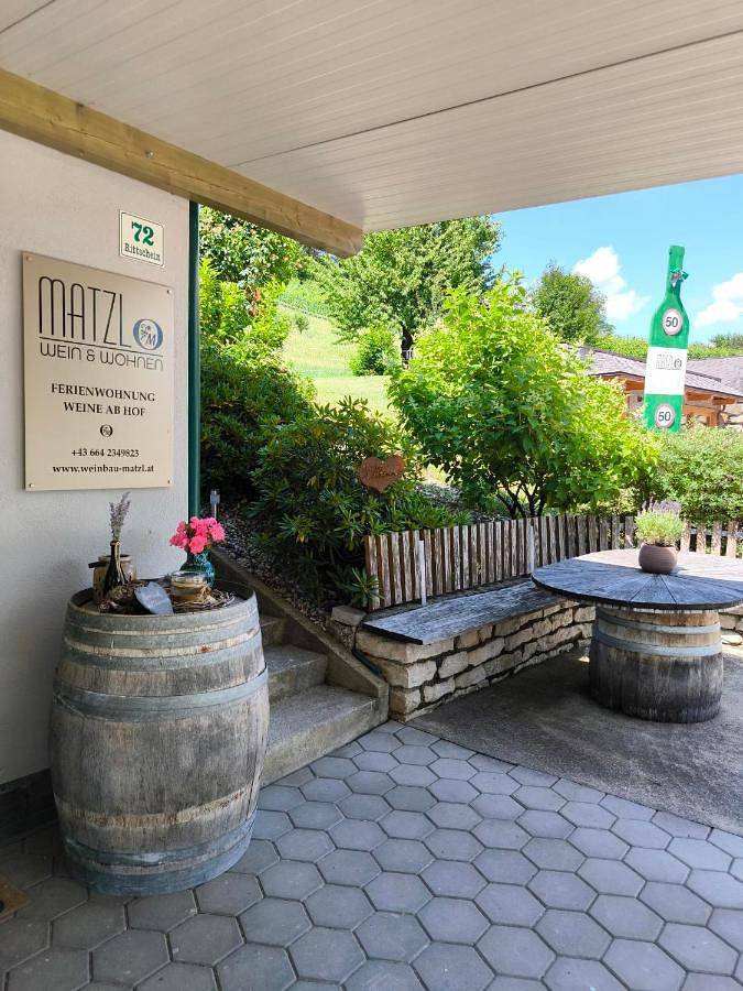 Ganze Wohnung, Wein & Wohnen Matzl - Ferienwohnung in Fürstenfeld, Steirerland
