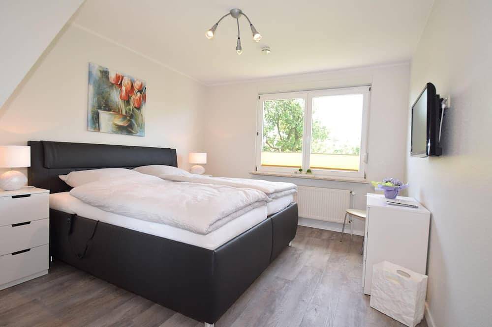 Wohnen im Grünen für bis zu 8 Personen, im Zentrum von Büsum in Hafen Büsum, Büsum