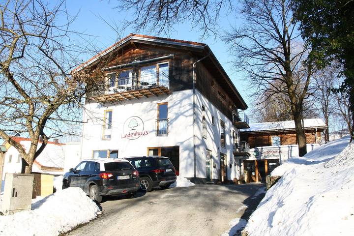 Ferienwohnung für 2 Personen, mit Balkon und Balkon/Terrasse sowie Terrasse und Garten in Zwiesel - 2