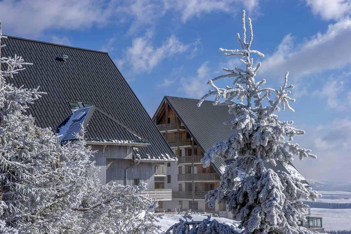 Chalet pour 5 personnes, avec balcon et vue dans Super Besse - 4