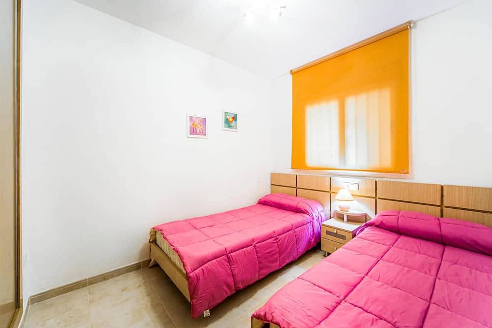 Apartamento entero, Gorgeous apartment in Cabanes with swimming pool in Torre de la Sal, Cabanes