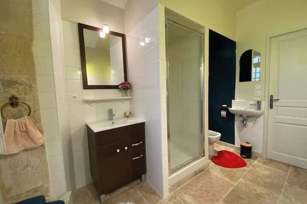 Entire apartment, Le Val d'Amour in Valréas, Enclave de Valreas