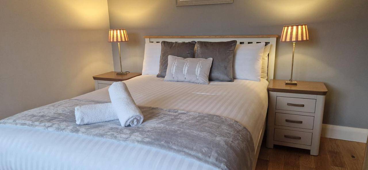 Double Room with Private Bathroom in Dingle Halbinsel