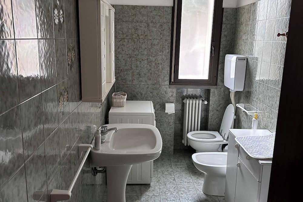 Apartamento entero, Cervia Mare Borgo Marina, 4 minutes from the sea and in the center, but quiet in Cervia, Provincia de Ravenna