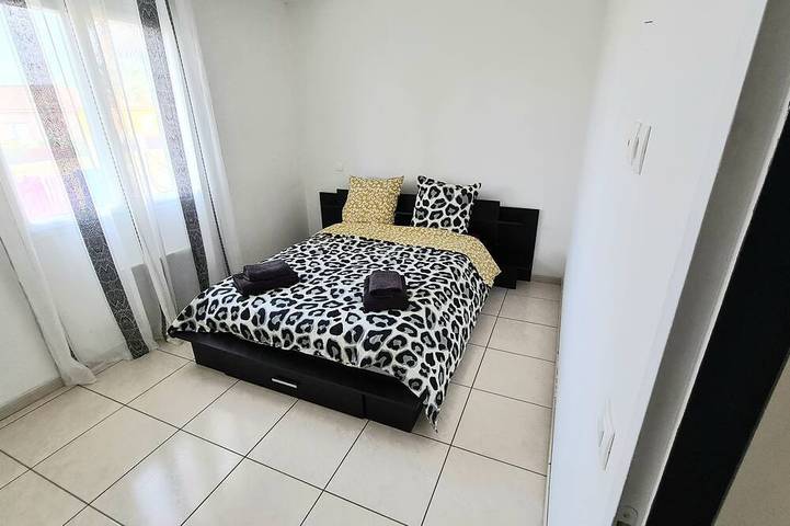 Location de vacances pour 6 personnes, avec terrasse et jardin à Florensac - 2