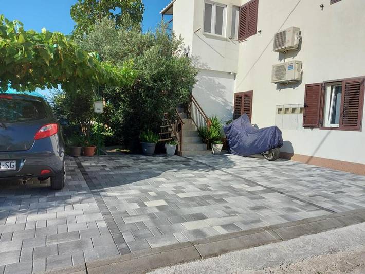 Apartament wakacyjny dla 4 osób, z widok i balkon w Solin