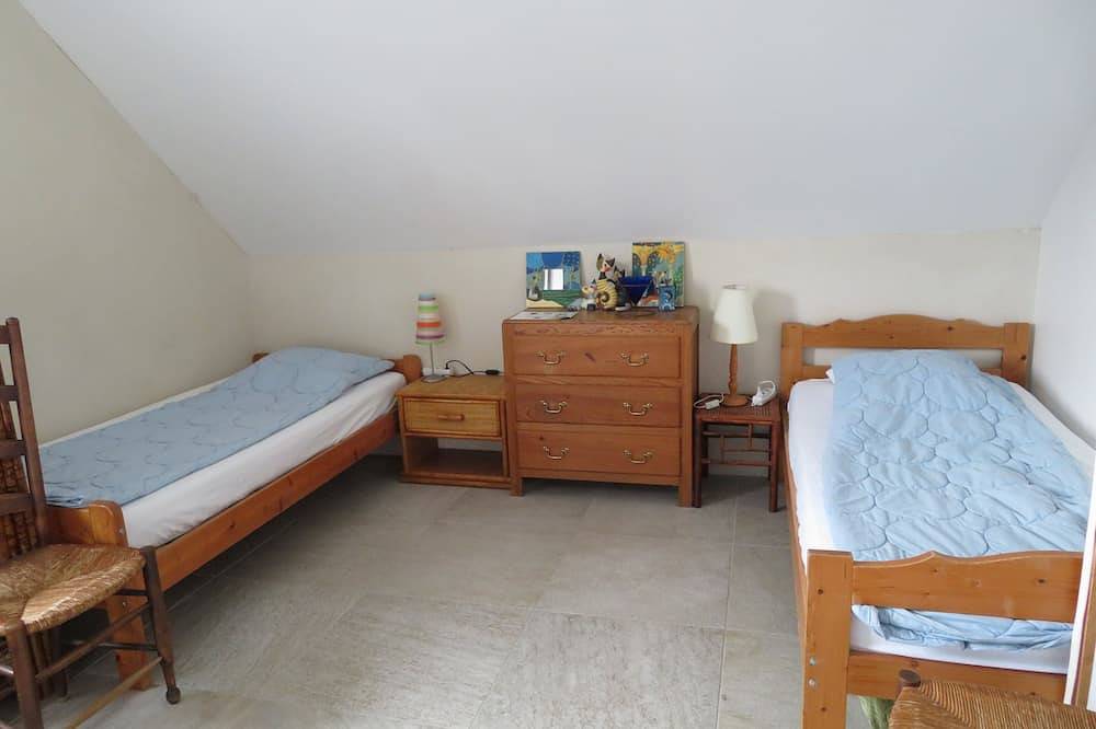 Appartement entier, In Came, Bright, Apartment 5 People, Beach 50 M? Garden? Parking Wifi in Banastėre, Sarzeau