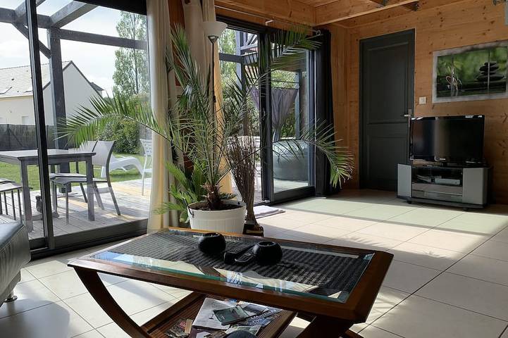 Location de vacances pour 8 personnes, avec Balcon ainsi que Jacuzzi et Jardin à Fontaines-en-Sologne
