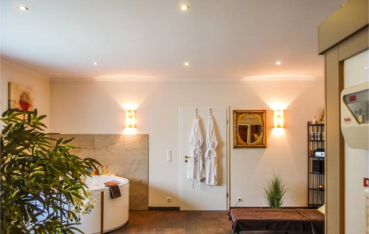 Ferienhaus für 2 Personen, mit Terrasse und Whirlpool sowie Garten und Sauna in Drochtersen - 4