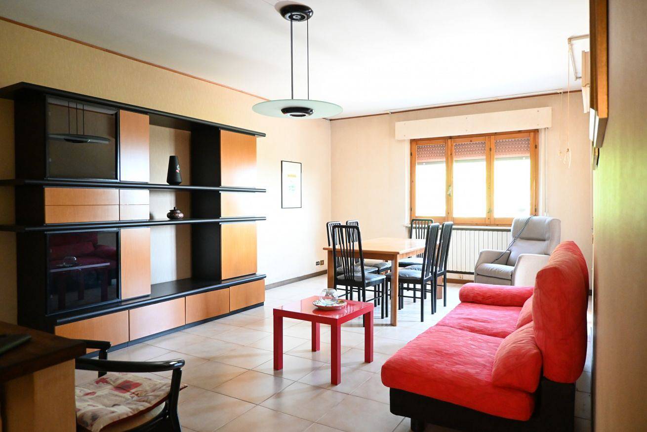 Apartamento entero, A50 - Massignano, spacious four-room apartment in Ancona, Riviera del Conero