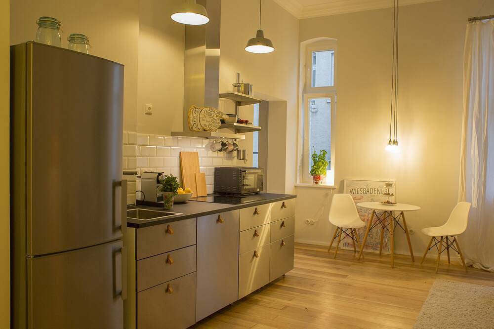 Ganze Wohnung, Entspannen im Altbau, im Herzen der Stadt in Wiesbaden, Südhessen