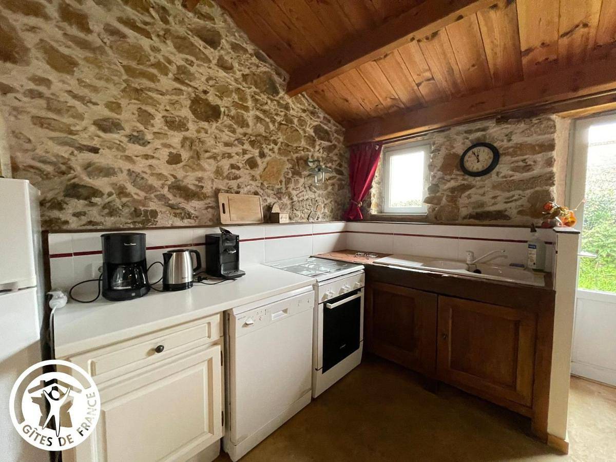 Holiday Home (4 Adults) in Chaillé-sous-les-Ormeaux, Région de La Roche-sur-Yon