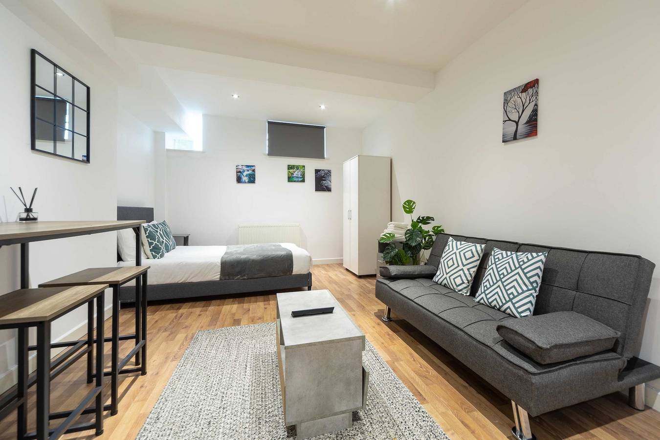 Ganzes Studio, Cosy & Convenient Studio Apartment in Shoreditch in Hackney, London