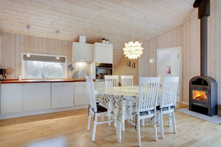 Ferienhaus für 6 Personen, mit Whirlpool und Pool sowie Terrasse und Sauna in Arrild - 4