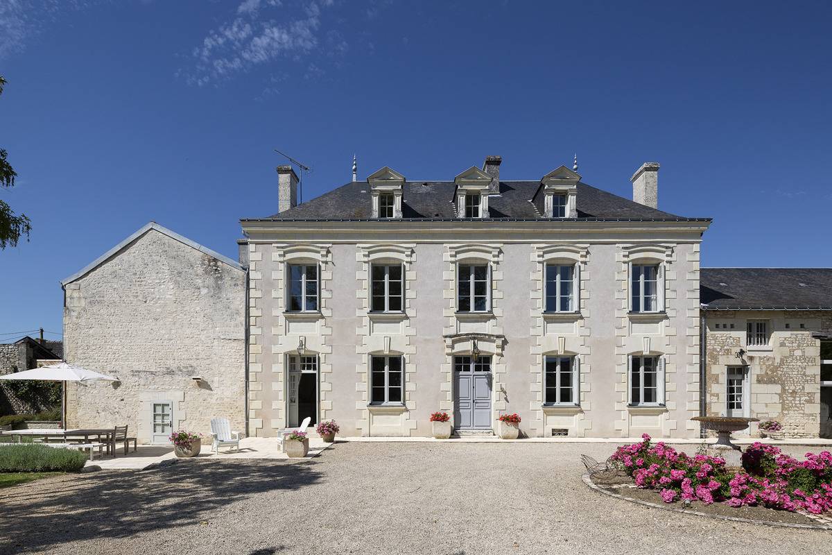 Château pour 14 personnes avec terrasse in Chaveignes, Parc naturel régional Loire-Anjou-Touraine