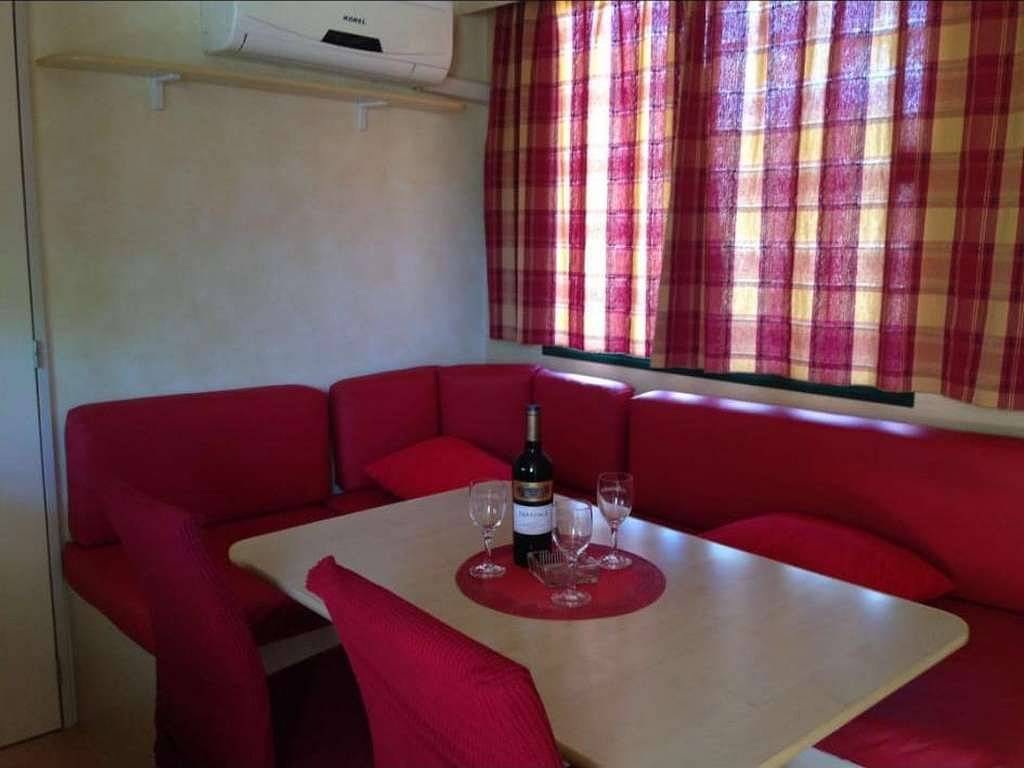 Entire apartment, Two bedroom apartment with terrace and sea view Grebaštica, Šibenik A-23339-b in Grebastica, Šibenik-Knin
