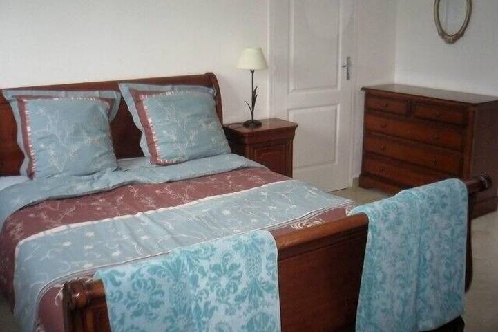 Location de vacances pour 11 personnes, avec jardin, animaux acceptés à Lespignan - 4