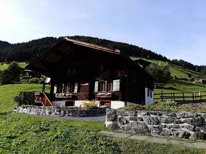 Villa für 6 Personen, mit Terrasse und Garten in Lauterbrunnen