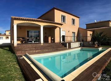 Cottage pour 2 personnes, avec piscine et jardin ainsi que terrasse et vue à Villeveyrac