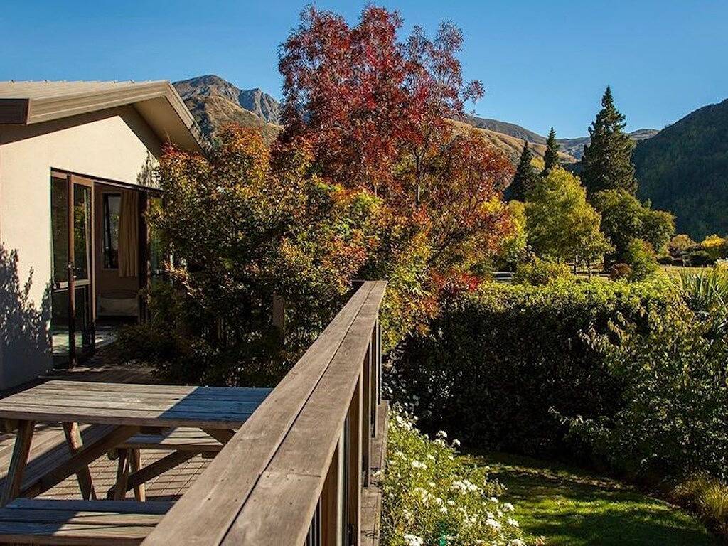 Family Home on Inverness - in the heart of Arrowtown! in Arrowtown, Otago