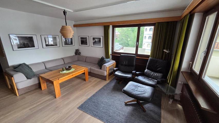 Gîte pour 4 personnes, avec terrasse et vue, animaux acceptés dans Thermes Du Grand Hotel Regina - 3