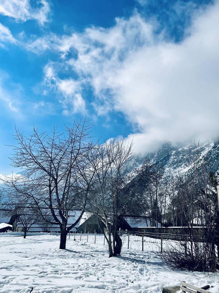 Gîte pour 4 personnes, avec jardin à Chantelouve - 2