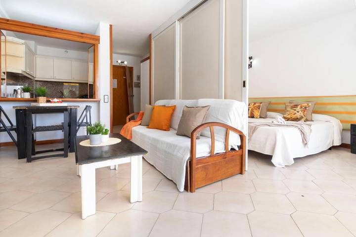 Gîte pour 2 personnes, avec terrasse et piscine sur la Costa Dorada - 4