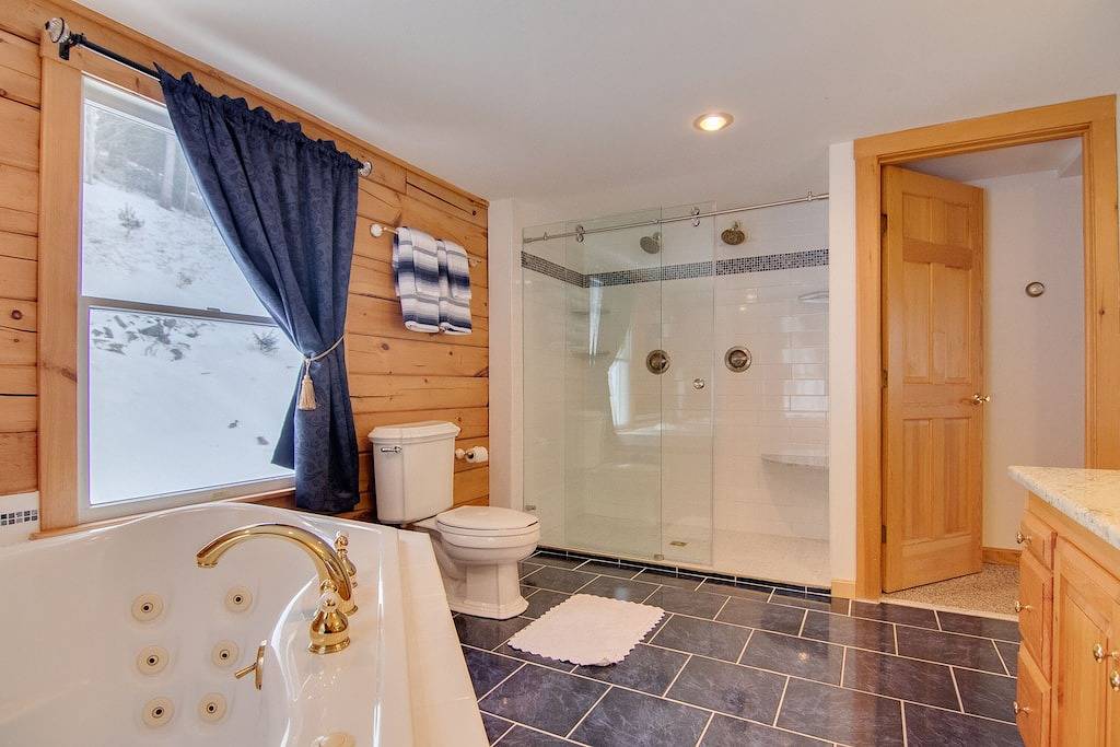 Winter is Upon Us Reserve your White Mtn. Escape in Woodstock (NH), Franconia Notch