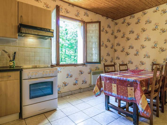 Location de vacances pour 5 personnes, avec piscine, animaux acceptés à Salignac-Eyvigues - 4