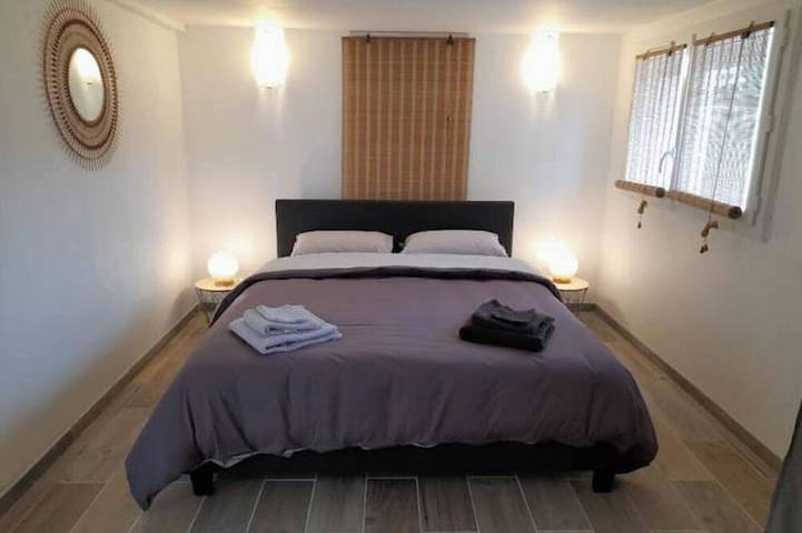 Gîte pour 4 personnes, avec jardin et terrasse à Coutras - 3